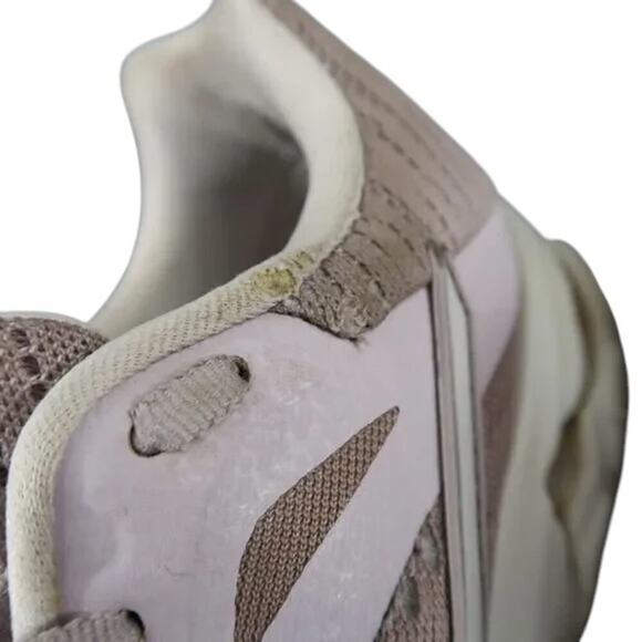 Mizuno Shoes Womens 7 Sneakers Running Wave Rider 23 Athletic Trainers Comfort - Picture 10 of 15